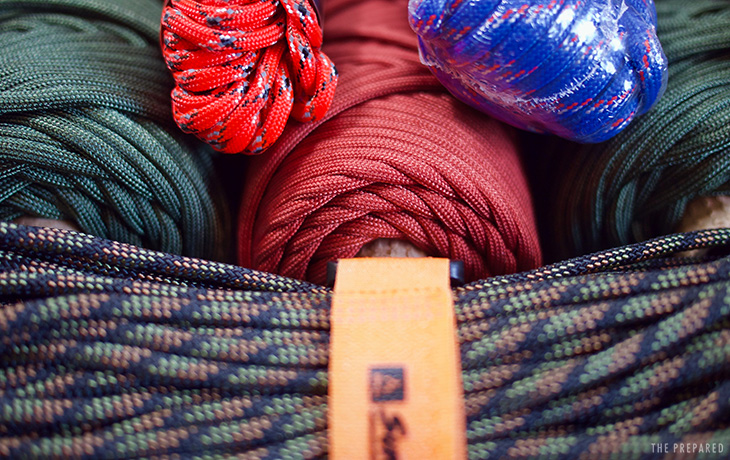Red, 300 ft Geelife 640lb Parachute Cord Survival Utility 9 Strands Core 4mm Commercial Grade Paracord