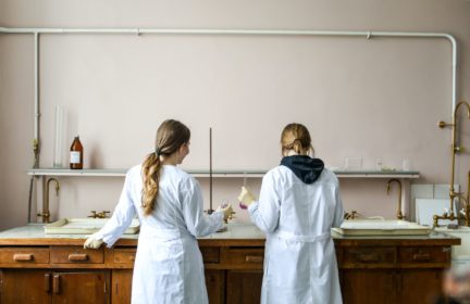 lab-coat-scientists-doing-tests