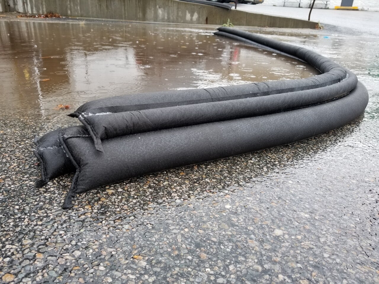 Flood Barriers Alternatives To Sandbags The Prepared Flood Barriers Alternatives To Sandbags The Prepared
