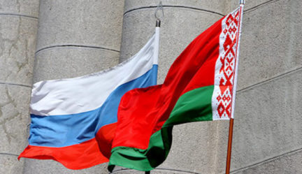 Has the president of Belarus offered to host Russian nuclear weapons