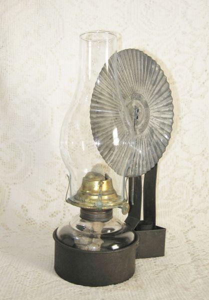 1235ed824aec3c9af800ec213468cbf3--antique-oil-lamps-vintage-lamps