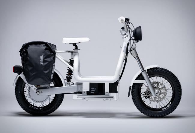 Transport cake-makka-electric-scooter